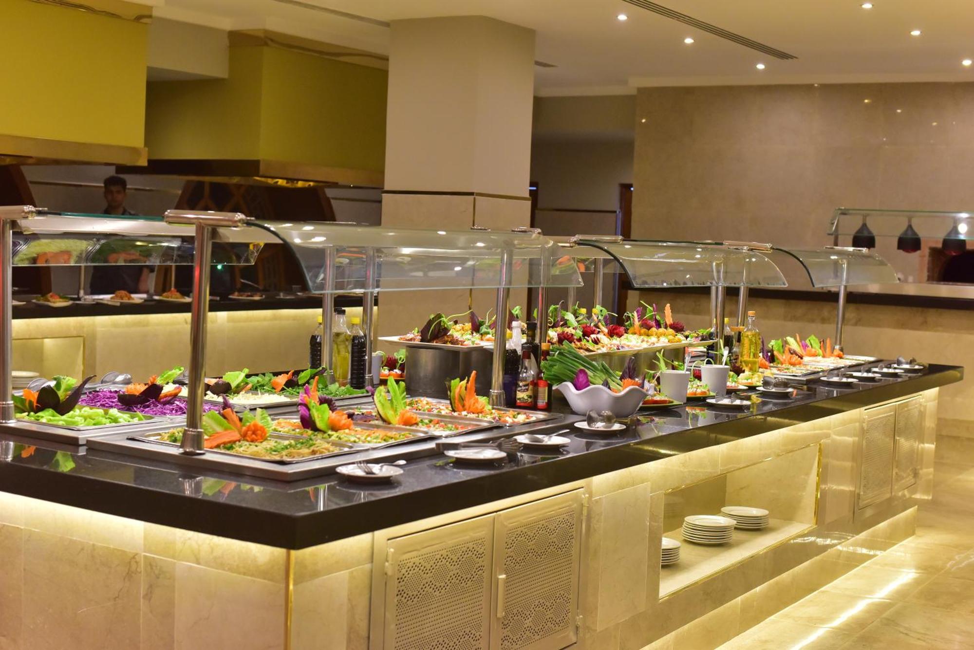 The Grand Hotel Sharm El Sheikh Экстерьер фото A salad bar