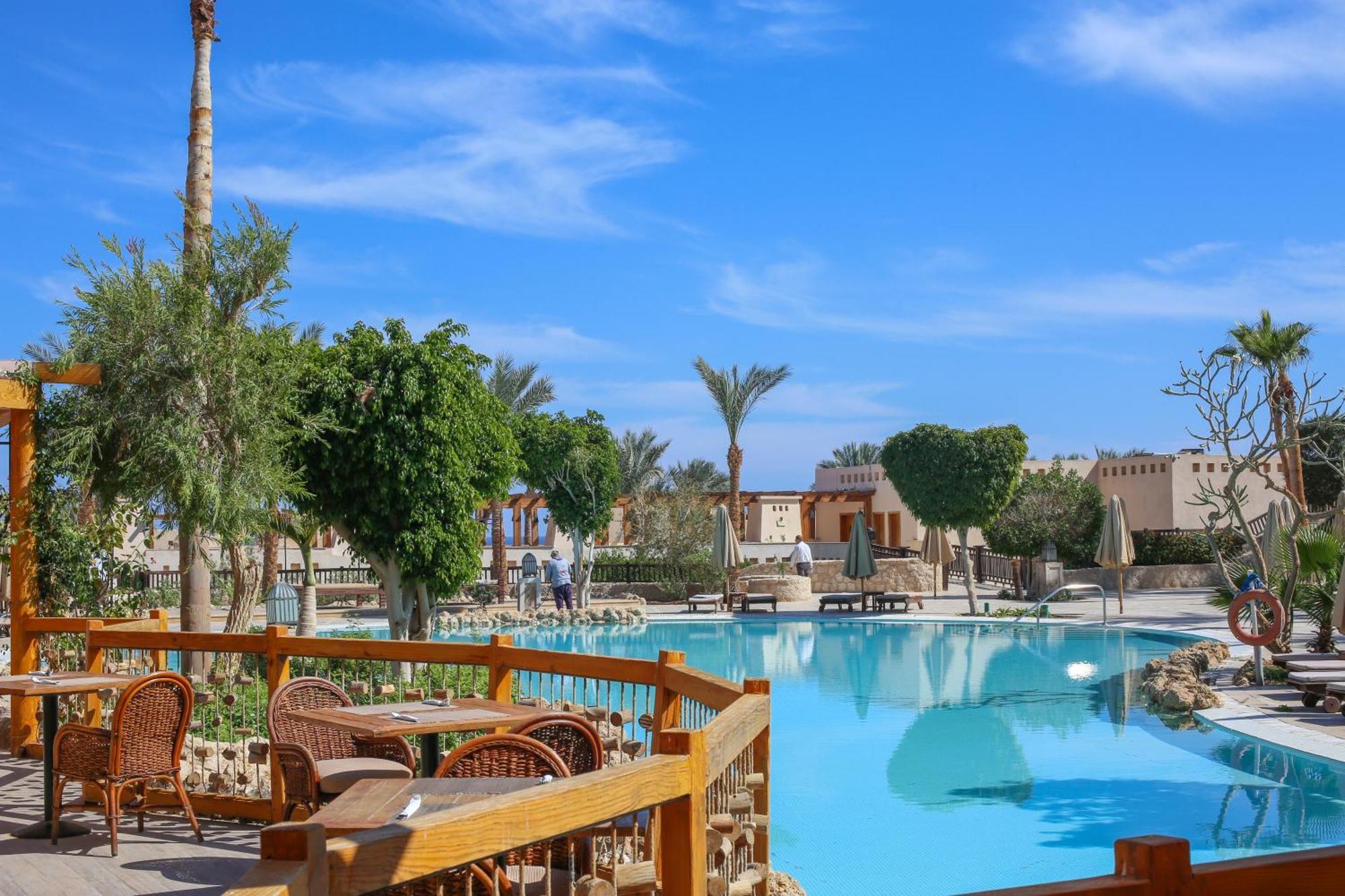 The Grand Hotel Sharm El Sheikh Экстерьер фото The pool at the resort
